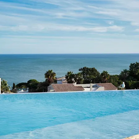 Panoramic I - Rooftop Pool & Sea View * Албуфейра